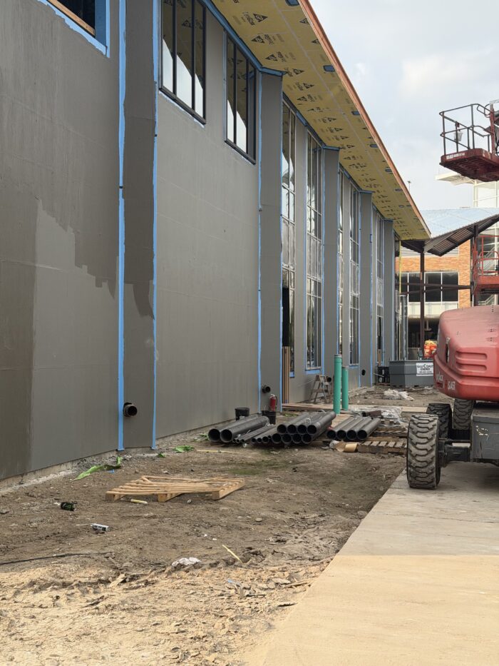 Construction crews are making great progress on the new building.
